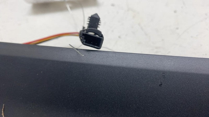 9Y3945097D ⭕ 2020-2024 Porsche Cayenne High Mounted Trunk Brake Stop Light Lamp 9Y3945097D