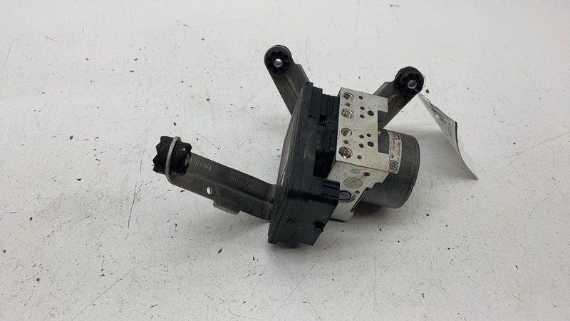 3451-6885427-01 ⭕2014-2021 BMW i3 Anti Lock Brake Pump Control Module w/ Bracket 3451-6885427-01