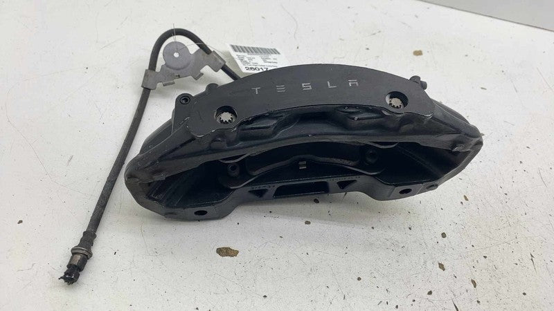 ⭕ 21-25 Tesla Model X Front Passenger Caliper w/ Brake Hose Right 1420