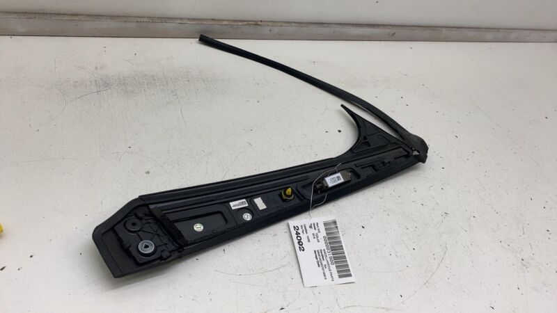 106910400D 16-20 Model X Right B-Pillar Applique Trim Molding w/ Camera & Seal 1069104-00-D