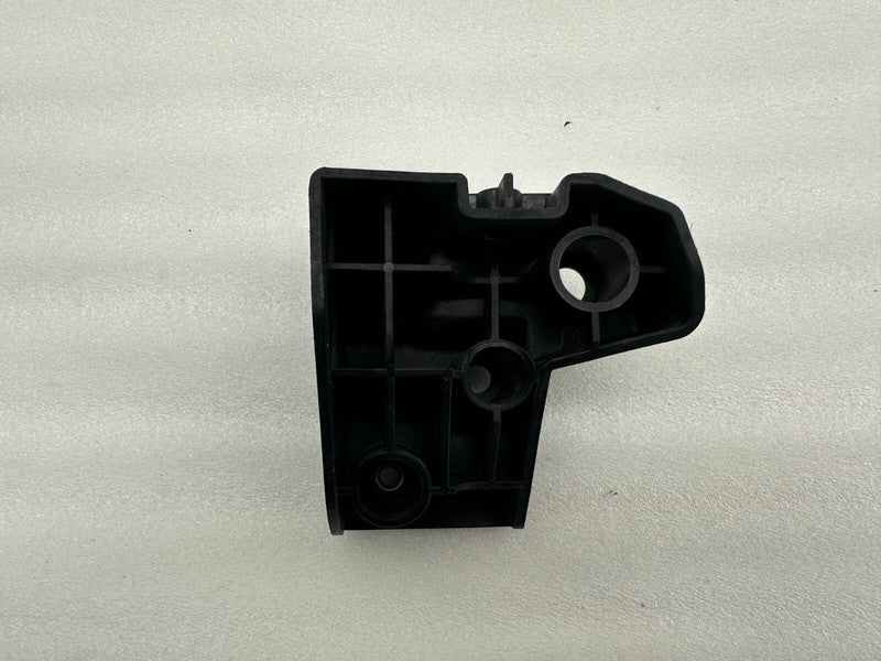 102079300B ⭕ 12-15 Model S Front Driver Side Bumper Guide Support Bracket Left 1020793-00-B