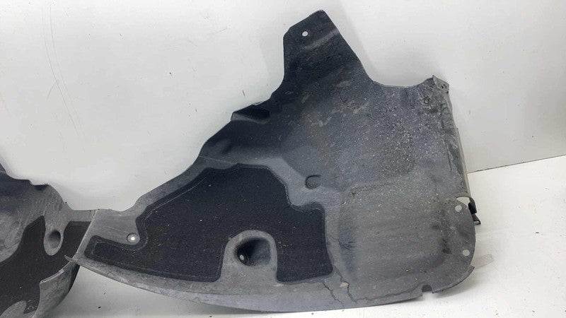 1081582-00-D ⭕ 18-23 Tesla Model 3 Front Right Wheel Fender Liner Splash Shield 1081582-00-D