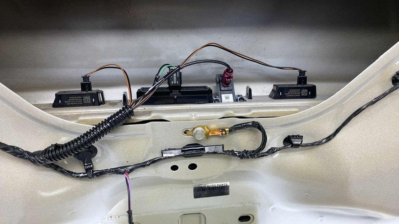 ⭕ 2017-2020 Tesla Model 3 M3 Rear Trunk Decklid Shell Panel Assembly White PPSW