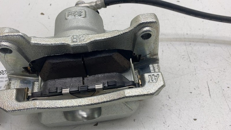 ⭕ 2020-2024 Toyota Prius Front Passenger Side Caliper w/ Brake Hose Line Right