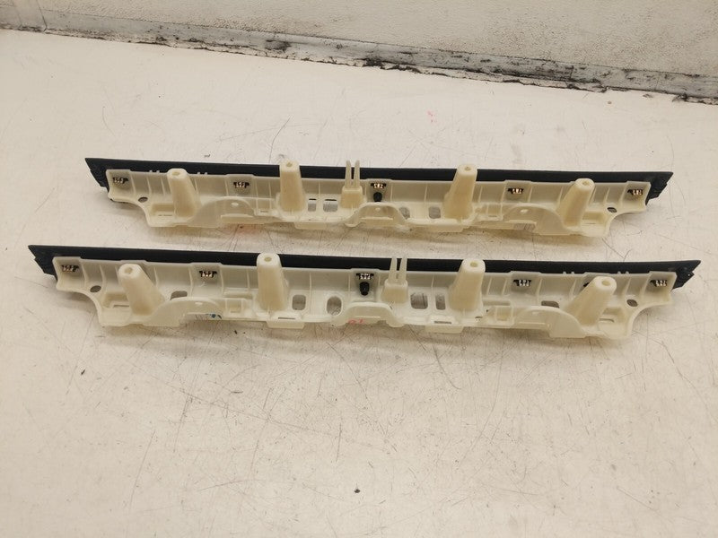 1055049 06 E ⭕16-20 Model X Left/Right Upper Falcon Door Outer Trim 1055049-06-E/1055011-00-D