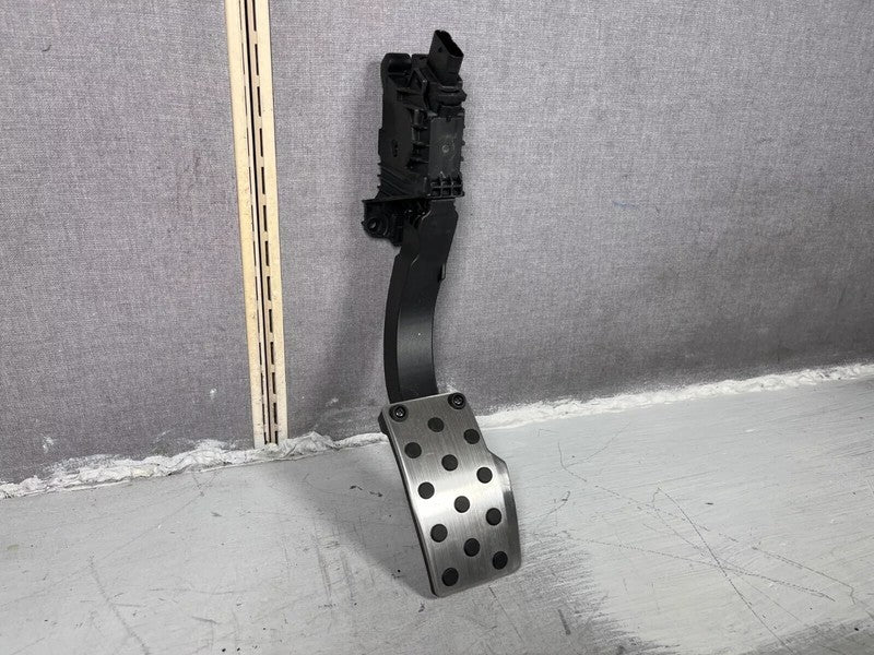 ⭕ 2020-2024 Tesla Model Y Front Driver Accelerator Gas Pedal Throttle 