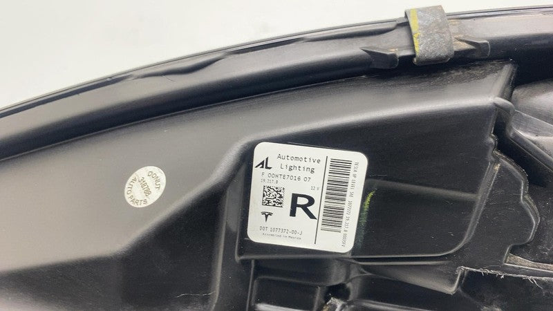 ⭕ 17-23 Tesla Model 3 Front Right Headlight LED Up-Level Headlamp 1077