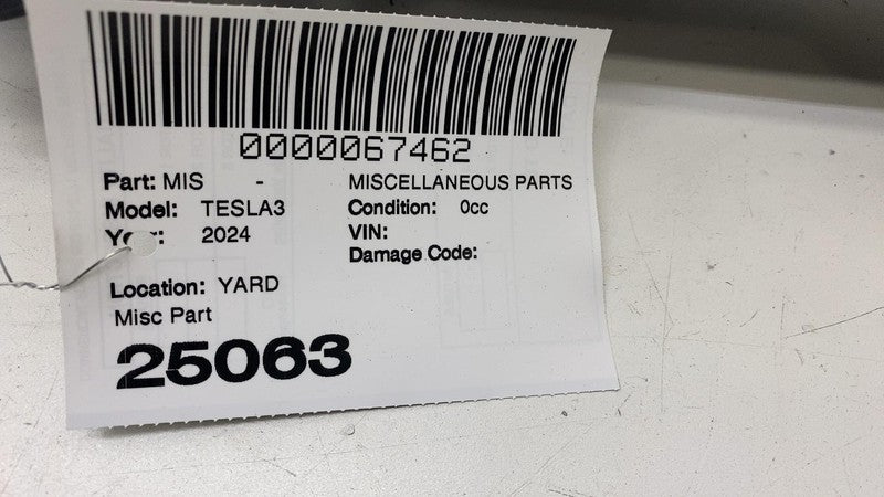 171253401D ⭕ 24-25 Model 3 Front Windshield Wiper Cowl Screen Underhood Trim 1712493-01-D