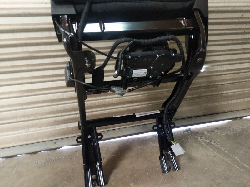 1552469-00-A ⭕ 2020-2022 Tesla Model Y MY Rear Right 2nd Row Seat Upper Cushion w/ Track Rail