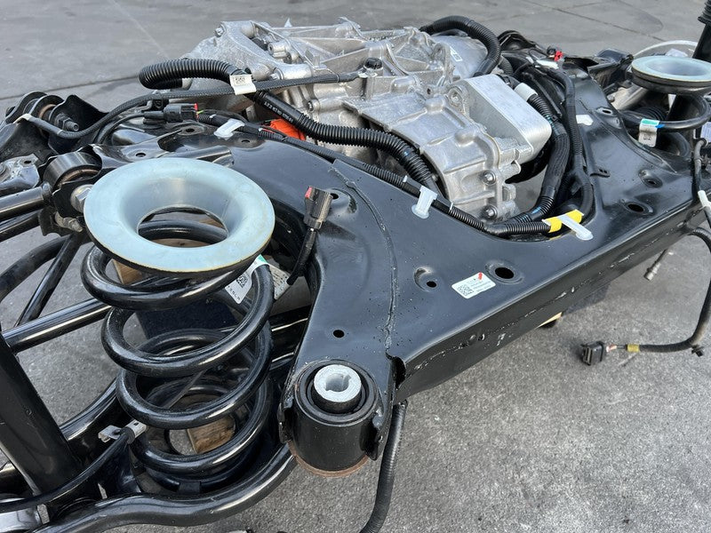 ⭕ 2020-2023 Tesla Model Y Rear Drive Unit w/ Subframe & Suspension 112