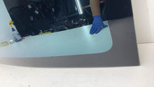 ⭕ 15-17 Model S Panoramic Roof Moving Sunroof Glass (Front Section) 1077866-00-A