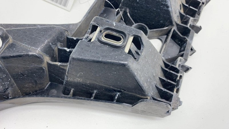 A1668805803 2016-2018 Mercedes-Benz GLE350 Rear Passenger Bumper Mount Support Bracket Right