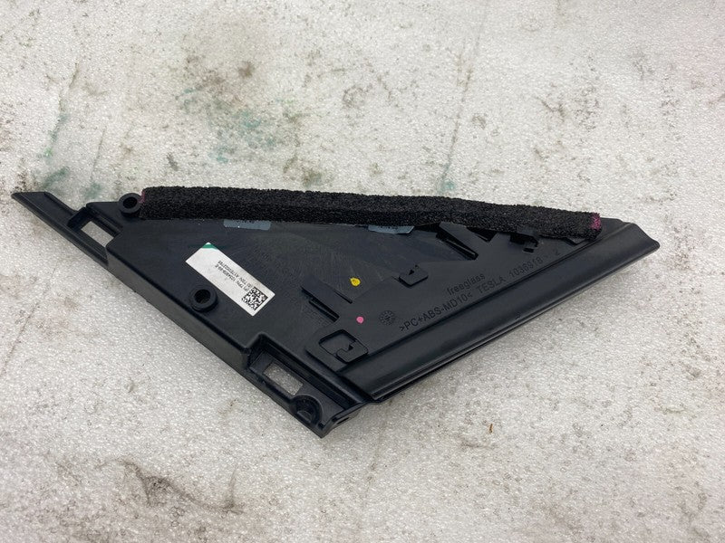 1034909-99-E ⭕16-20 Model X Front Right Door Quarter Applique Corner Glass Cover 1034909-99-E