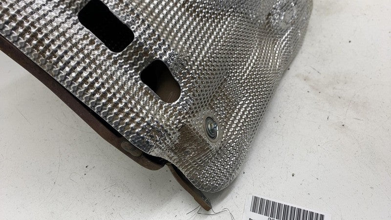 ⭕ 2023-2024 Toyota Prius 2.0L Exhaust Manifold w/ Heat Shield Assembly