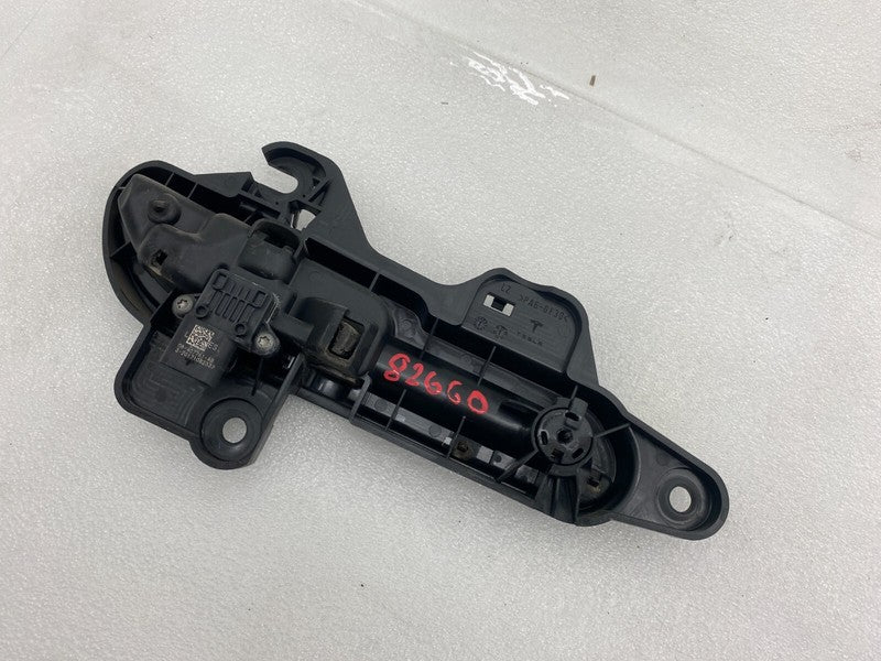 ⭕ 20-24 Tesla Model Y Front or Rear Driver Side Exterior Outer Door Handle Left