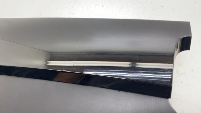106659200A 16-20 Model X Front 1st Row Left or Right Seat Cover Trim Pad Gloss 1069755-00-A