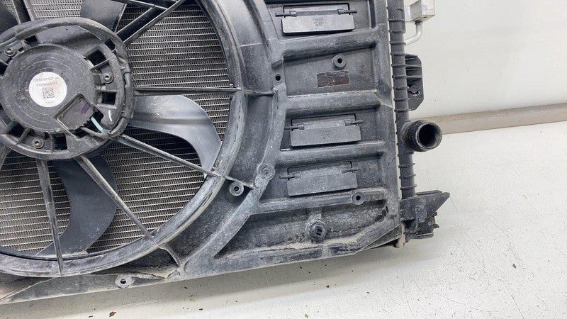 2013-2018 Ford C-Max Cooling Radiator Fan Shroud Blade Motor & Module Assembly