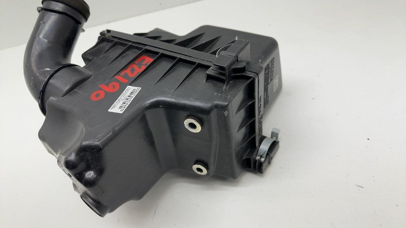1781237040 ⭕ 2018-2022 Toyota C-HR 2.0L Air Cleaner Intake Filter Housing Box 17812-37040