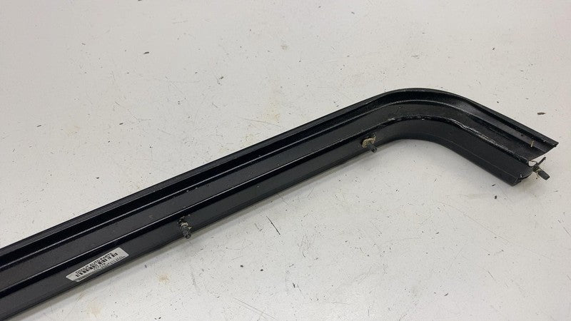 ⭕ 2017-2025 Chrysler Pacifica Rear Right Slide Door Center Roller Track Rail RH