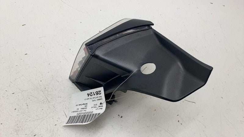 ⭕ 17-22 Model 3 Rear Left Outer Exterior Taillight Tail Lamp 3-Pin Red