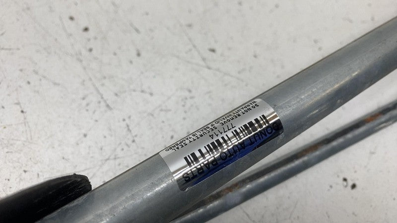 ⭕ 18-24 Lincoln Navigator Front Windshield Wiper Linkage w/ Motor JL1B