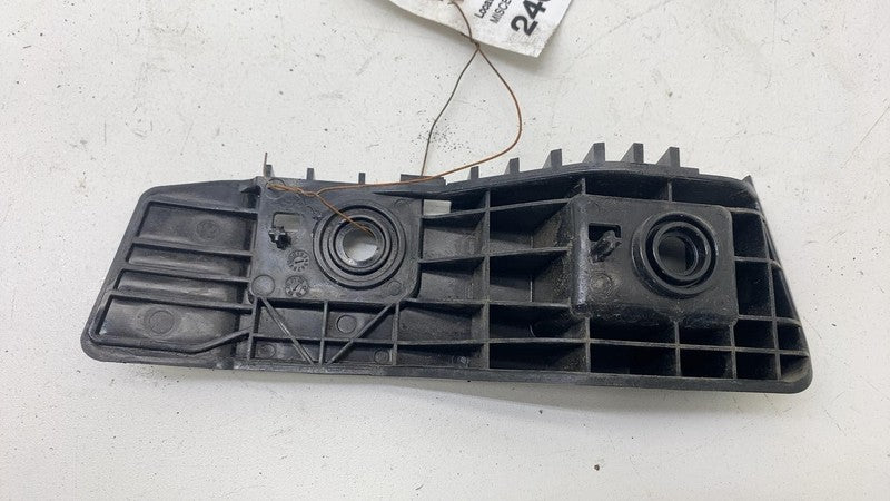 ⭕ 17-23 Model 3 Rear Right Bumper Taillamp Taillight Mount Bracket 108