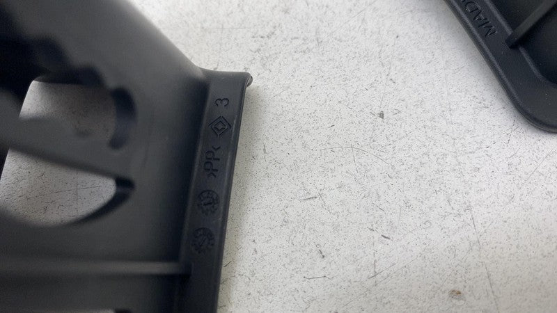 2022-2024 Rivian R1S R1T Child Carseats Lower Anchorage Guides (Set Of 4)