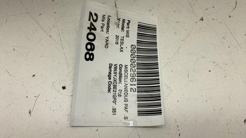 ⭕ 2016-2020 Tesla Model X Front Right Passenger Side Seat Inner Cover 