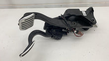 ⭕ 2020-2023 Tesla Model Y Accelerator and Brake Pedal Pad Assembly 1188691-00-B