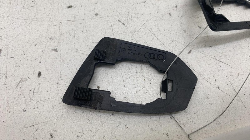⭕ 19-23 Audi E-Tron Front & Rear Left Handle Outside Gasket 4M8837277/