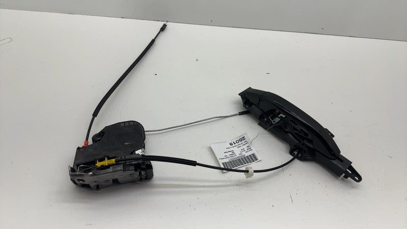 ⭕ 2014-2019 Chevrolet Silverado 1500 Rear Left Exterior Door Handle w/ Actuator