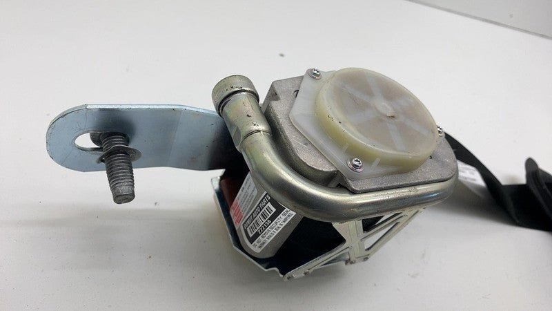 2016-2020 Tesla Model S Front Right 1st Row Seat Belt & Retractor 1079