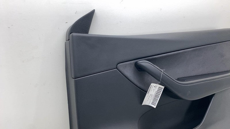 1498461-00-A ⭕ 20-24 Tesla Model Y MY Front Passenger Side Door Panel Trim Card Cover Right