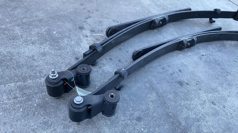 ⭕ 2025 Chevrolet Chevy Silverado 1500 Pickup Rear Leaf Spring & Shackl