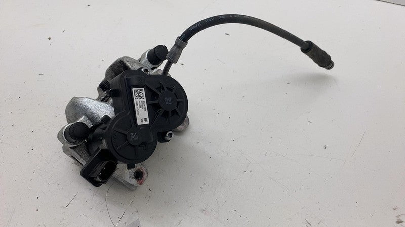 32300771 ⭕ 2021-2023 Polestar 2 Rear Passenger Right Brake Caliper w/ Hose Line 32300771