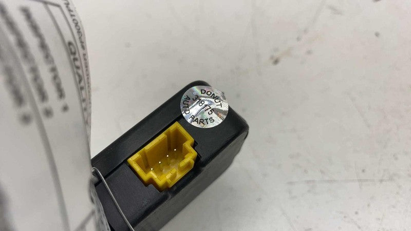 ⭕17-23 Tesla Model 3 Front Passenger Side Door Control Module Right 10