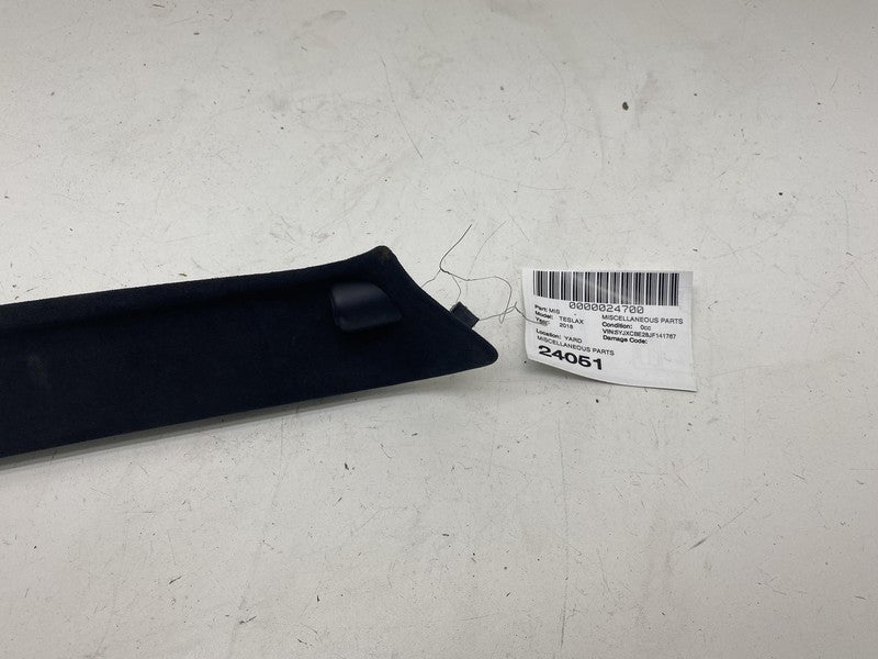 ⭕ 16-20 Tesla Model X Front Windshield Sun Visor Trim Bezel Right 1050