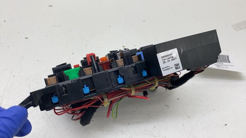 ⭕ 14-21 BMW i3 I01 Cabin Fuse Box Power Distribution Relay Module Unit
