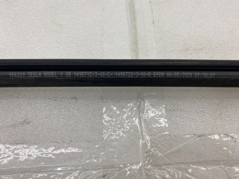 1495712 00 C ⭕ 20-24 Model Y Rear Driver Side Door Window Outer Belt Seal Left 1495712-00-C
