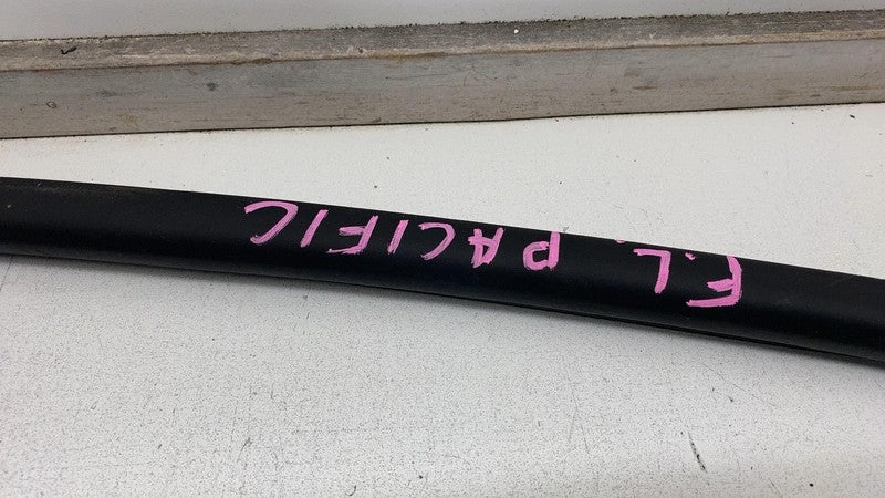 ⭕ 2017-2023 Chrysler Pacifica Front Driver Side Door Body Weatherstrip