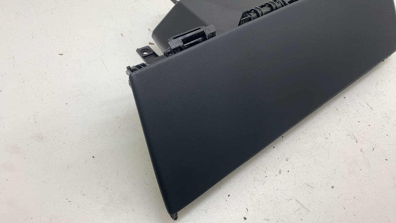 ⭕24-25 Model 3 Dash Instrument Panel Glove Box Storage w/ USB Drive 16