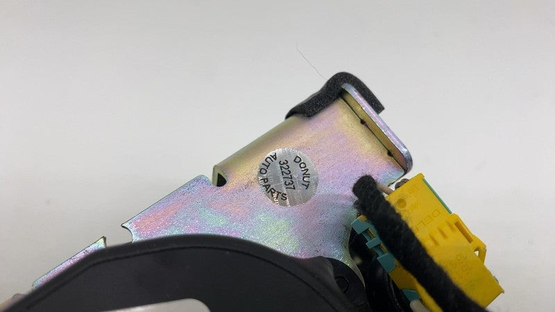 1081281 01 G 2017-2023 Tesla Model 3 M3 Rear Left or Right 2nd Row Seatbelt Retractor LH = RH