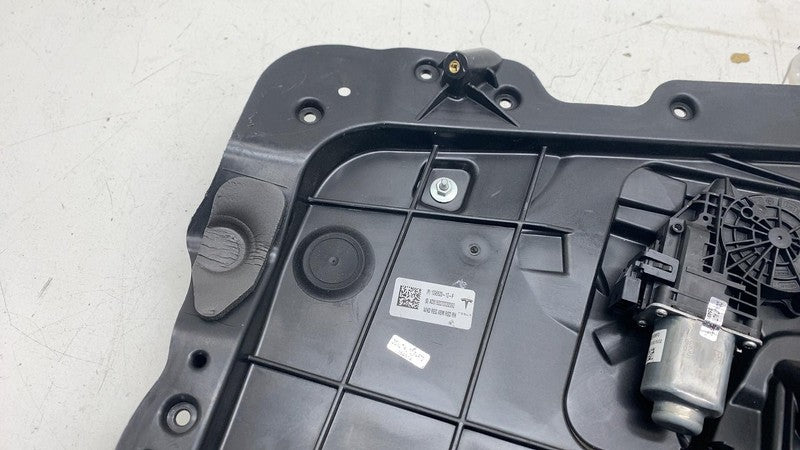 ⭕ 2017-2023 Tesla Model 3 Rear Right Door Window Regulator & Motor 109