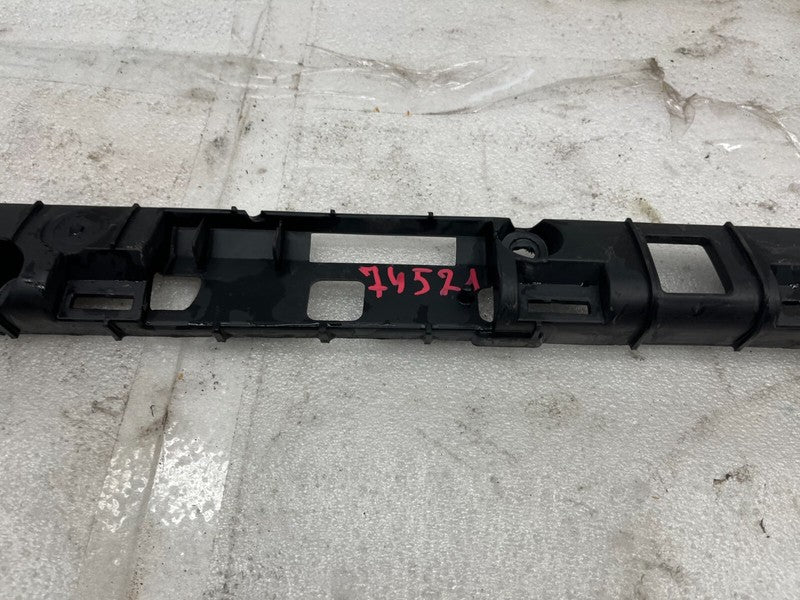 104669000B ⭕ 16-23 Model X Driver Side Rocker Carrier Panel Trim Bracket Left 1046690-00-B