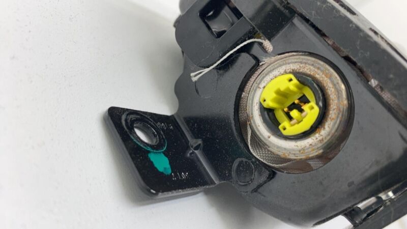 100526000F 2012-2015 Tesla Model S Front Passenger Side Lower Knee Airbag Right RH Assembly