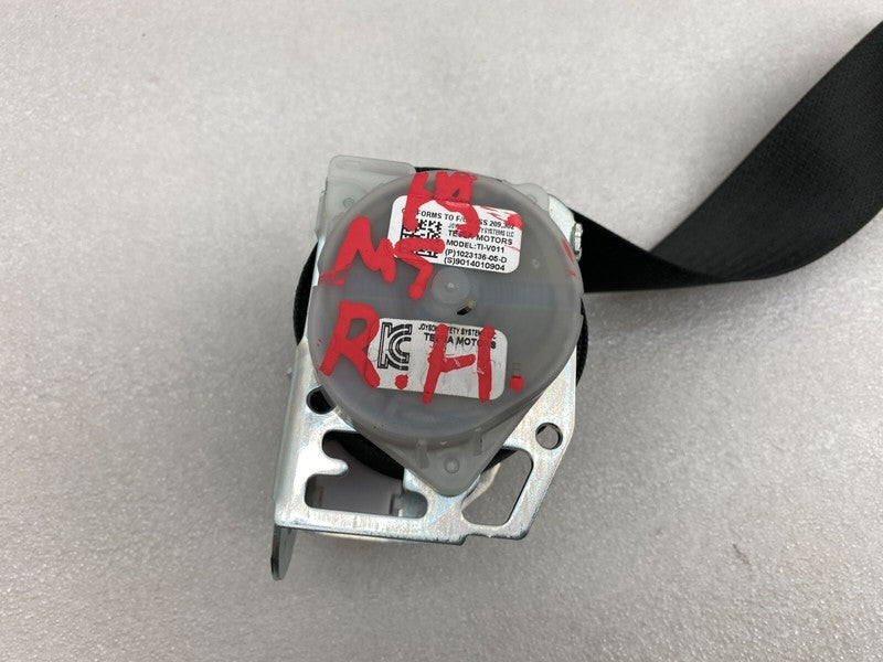 1023136-05-D ⭕ 2016-2020 Tesla Model S Rear Right 2nd Row Seat Belt & Retractor 1023136-05-D