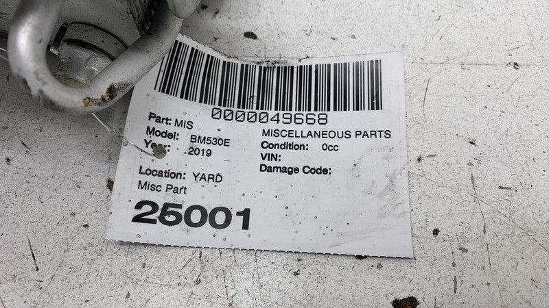 9109858 2018-2020 BMW 530e Engine A/C Coolant Air Conditioning Condenser w/ Drier & Pipe