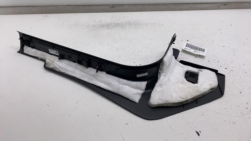 890370000 ⭕ 17-20 Maserati Levante Front Right Lower Door Sill Scuff Plate RH 890370000