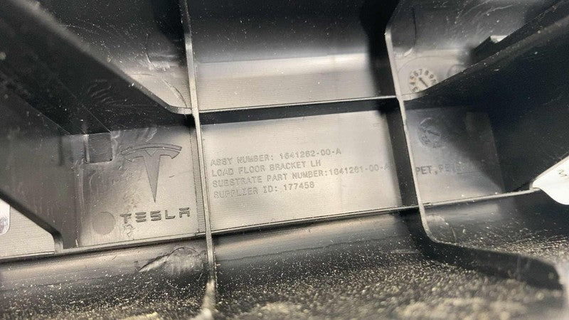 ⭕ 20-24 Model Y Left Side Trunk Luggage Compartment Floor Bracket 1641