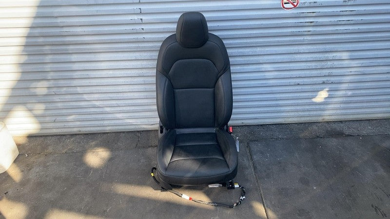 ⭕ 24-25 Tesla Model 3 Front Passenger Side 1st Row Seat Perforated Black Right